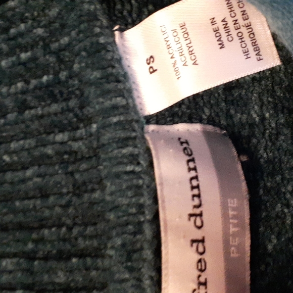 Alfred Dunner petite small green sweater - Picture 2 of 4